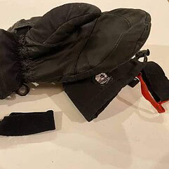 Hestra Army Leather Extreme - Review 2025 - Slope Magazine